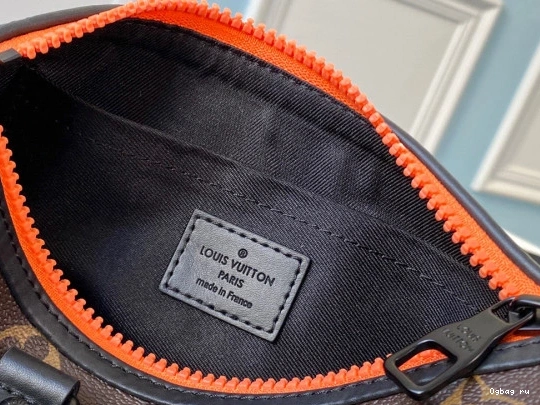 LEEPALL LOUIS VUITTON NANO 0709